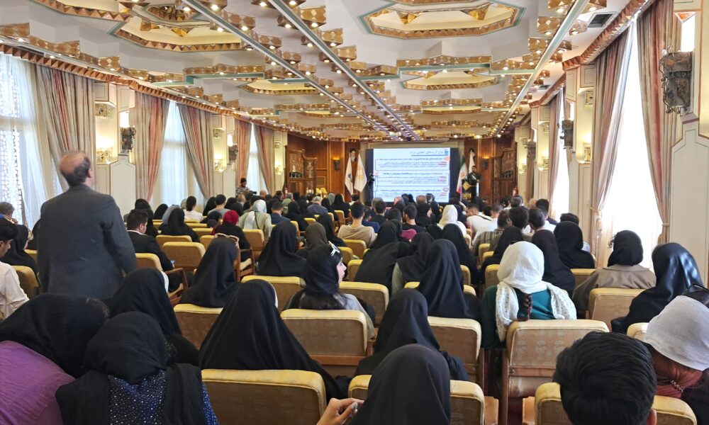 گزارش تصویری دومین روز نوزدهمین جشنواره فن آفرینی شیخ بهایی در اصفهان