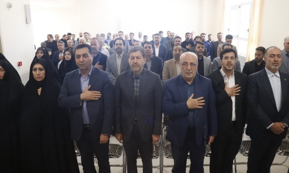 گزارش تصویری | آیین افتتاح مدرسه ۶ کلاسه «در مسیر ماندگار» شهرک سیمرغ شهر خورزوق شهرستان برخوار