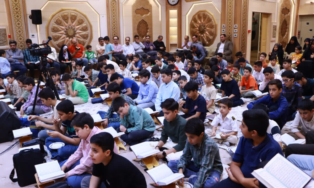 گزارش تصویری ازجلسه مرکزی و تخصصی قرائت قرآن کریم در موسسه فرهنگی قرآنی بینه اصفهان