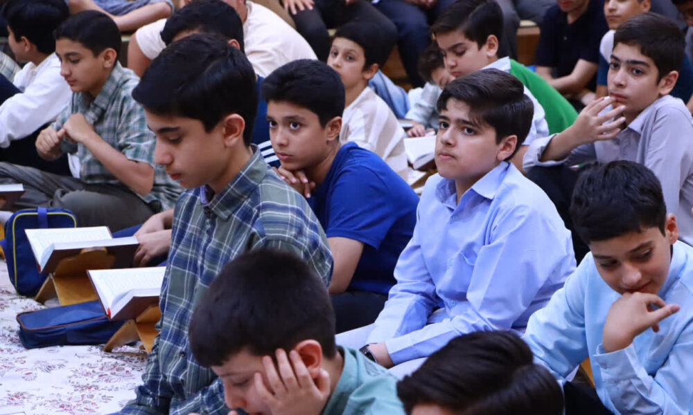 گزارش تصویری ازجلسه مرکزی و تخصصی قرائت قرآن کریم در موسسه فرهنگی قرآنی بینه اصفهان