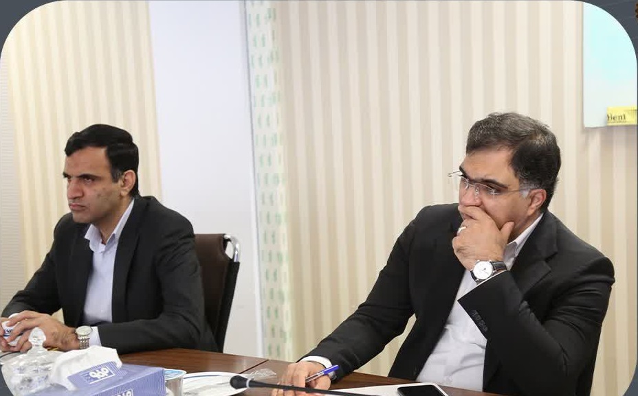 نشست هم‌اندیشی گروه فولاد مبارکه و اعضای هیئت‌مدیره انجمن تولیدکنندگان سازه‌های فولادی کشور