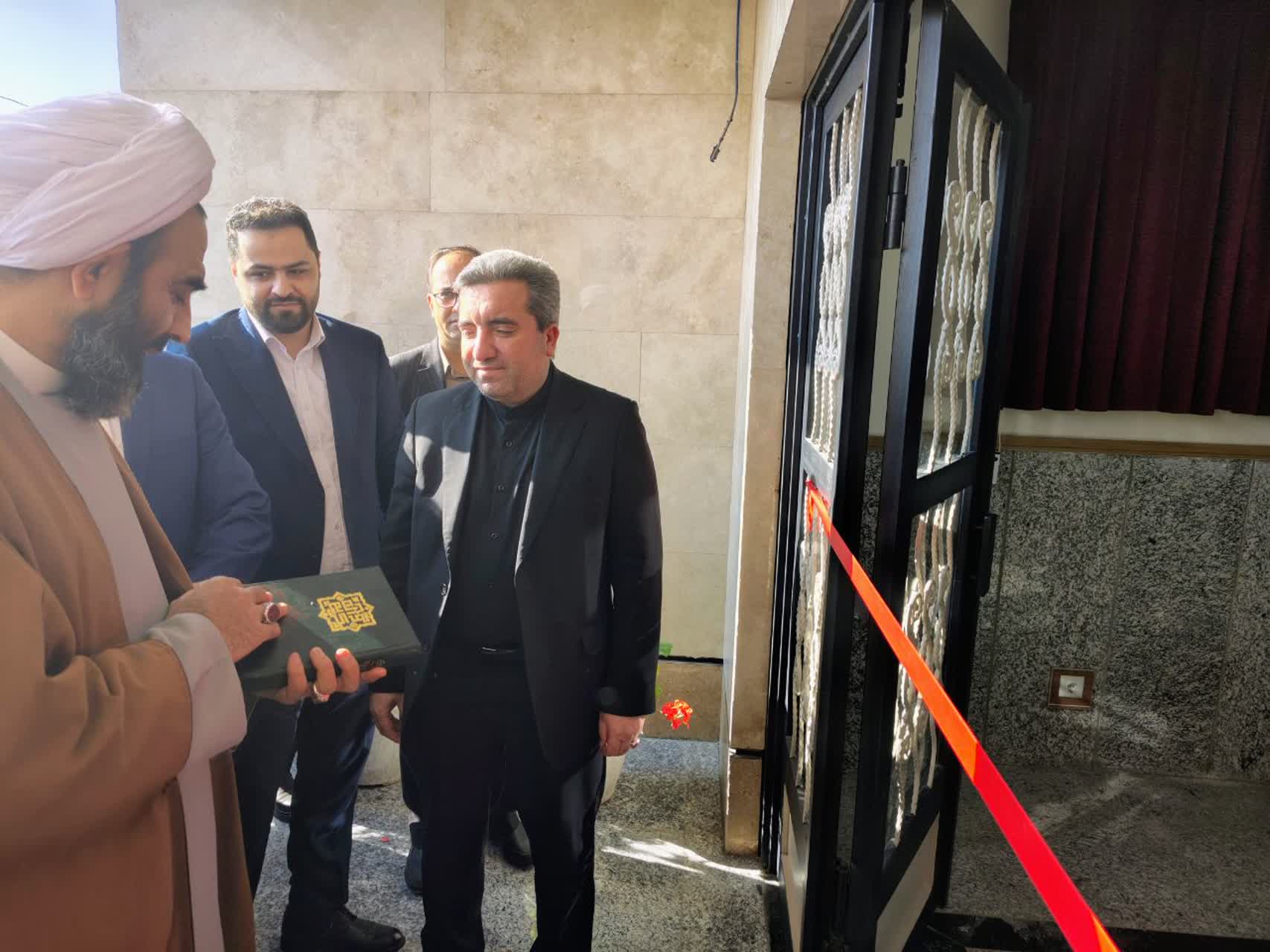 گزارش تصویری افتتاح ساختمان جدید اداره ثبت اسناد و املاک خمینی شهر