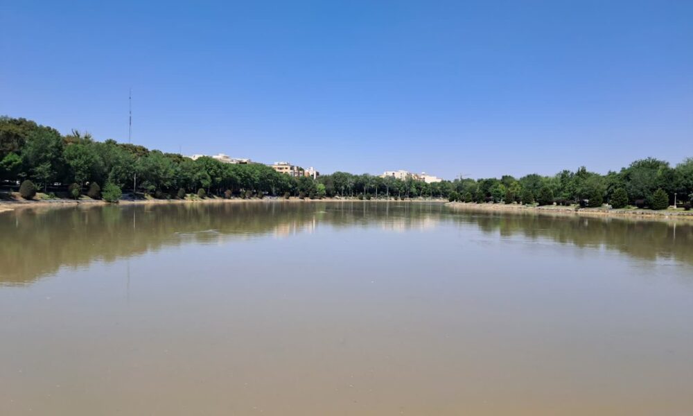 زاینده رود دوباره جاری شد